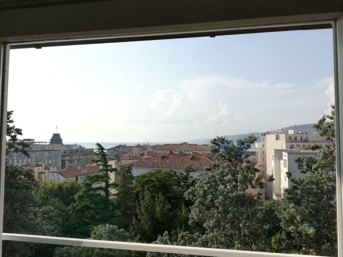 Residence Teatro Romano Trieste Ngoại thất bức ảnh